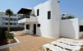 Big Solarium Villa in Puerto del Carmen Beach